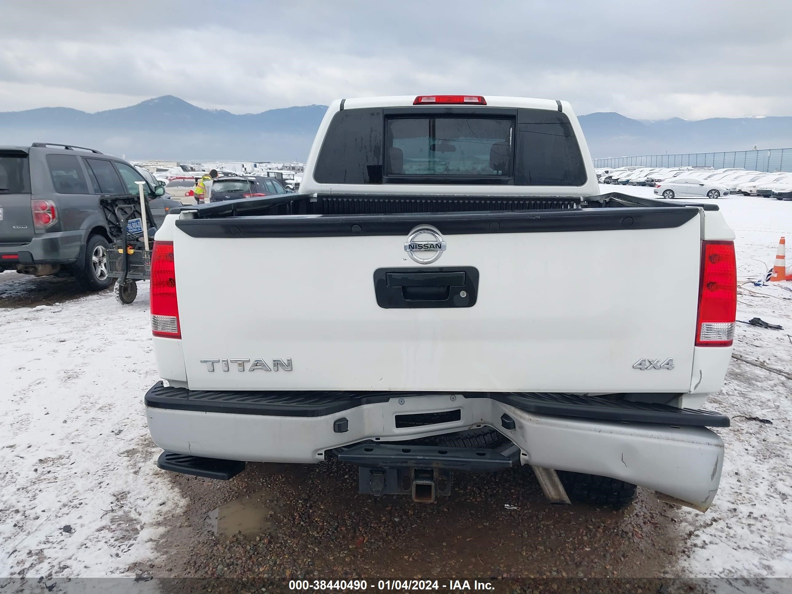 Photo 16 VIN: 1N6AA0EJ2FN513097 - NISSAN TITAN 