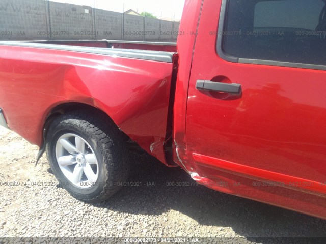 Photo 5 VIN: 1N6AA0EJ7BN323502 - NISSAN TITAN 