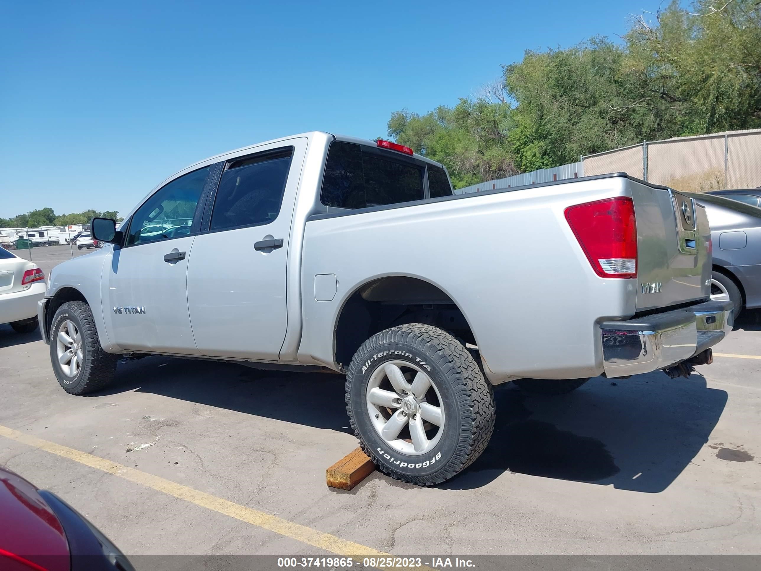 Photo 13 VIN: 1N6AA0EJ7CN311092 - NISSAN TITAN 