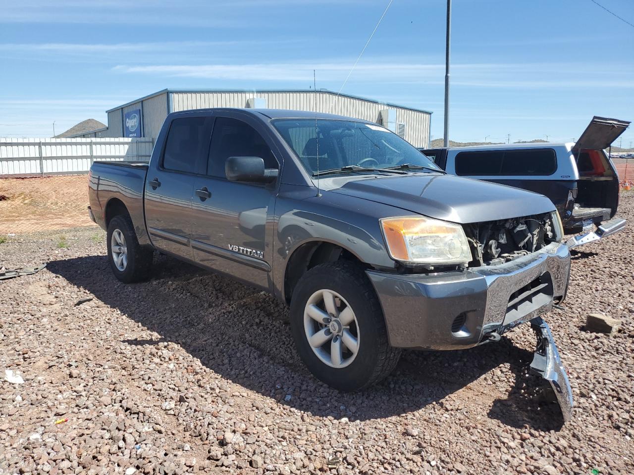 Photo 3 VIN: 1N6AA0EJ9BN305258 - NISSAN TITAN 