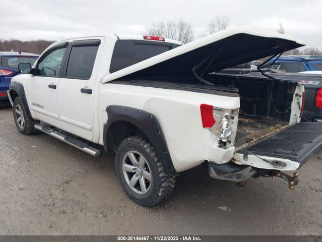 Photo 2 VIN: 1N6AA0EJ9CN309585 - NISSAN TITAN 