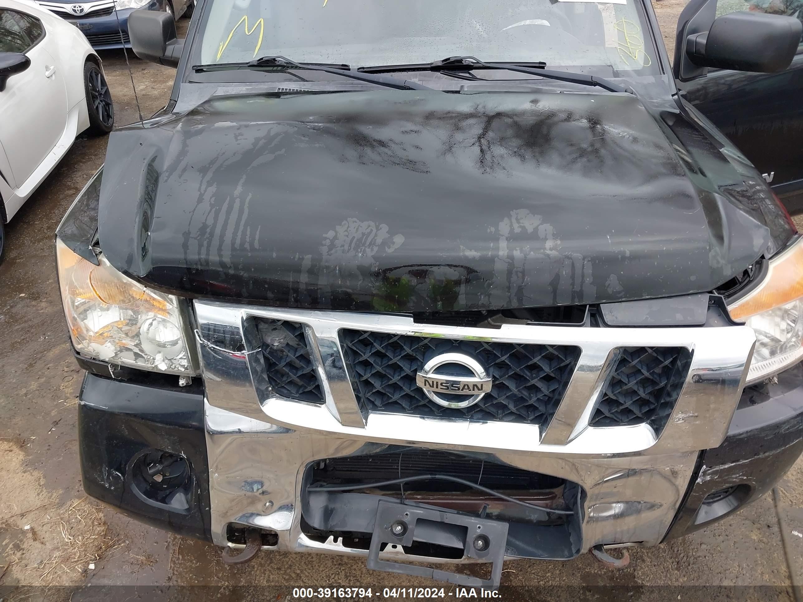 Photo 9 VIN: 1N6AA0EJ9CN325558 - NISSAN TITAN 