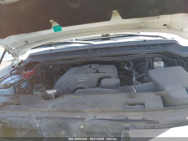 Photo 9 VIN: 1N6AA0EK1AN303706 - NISSAN TITAN 