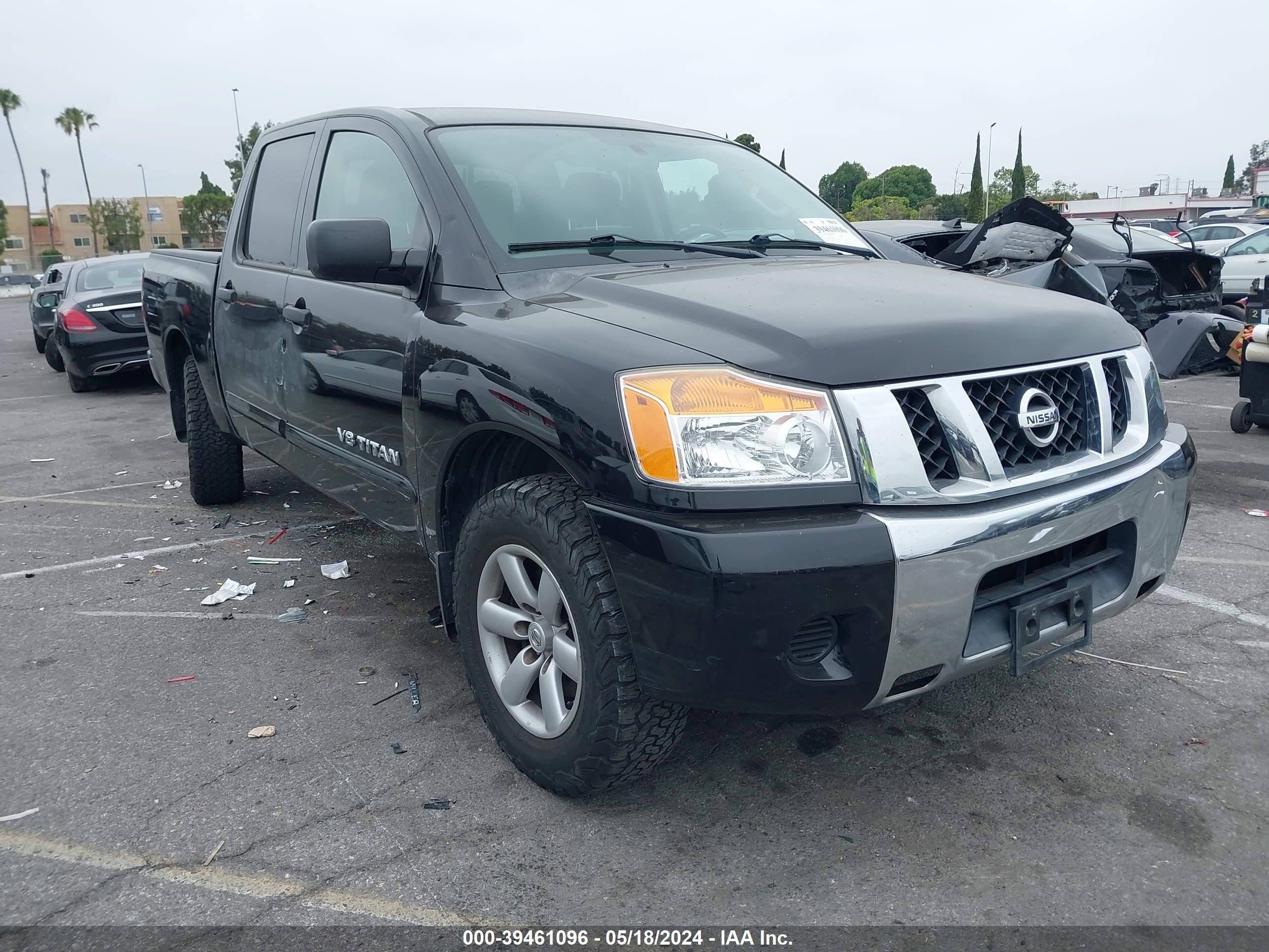 Photo 0 VIN: 1N6AA0EK1CN330956 - NISSAN TITAN 