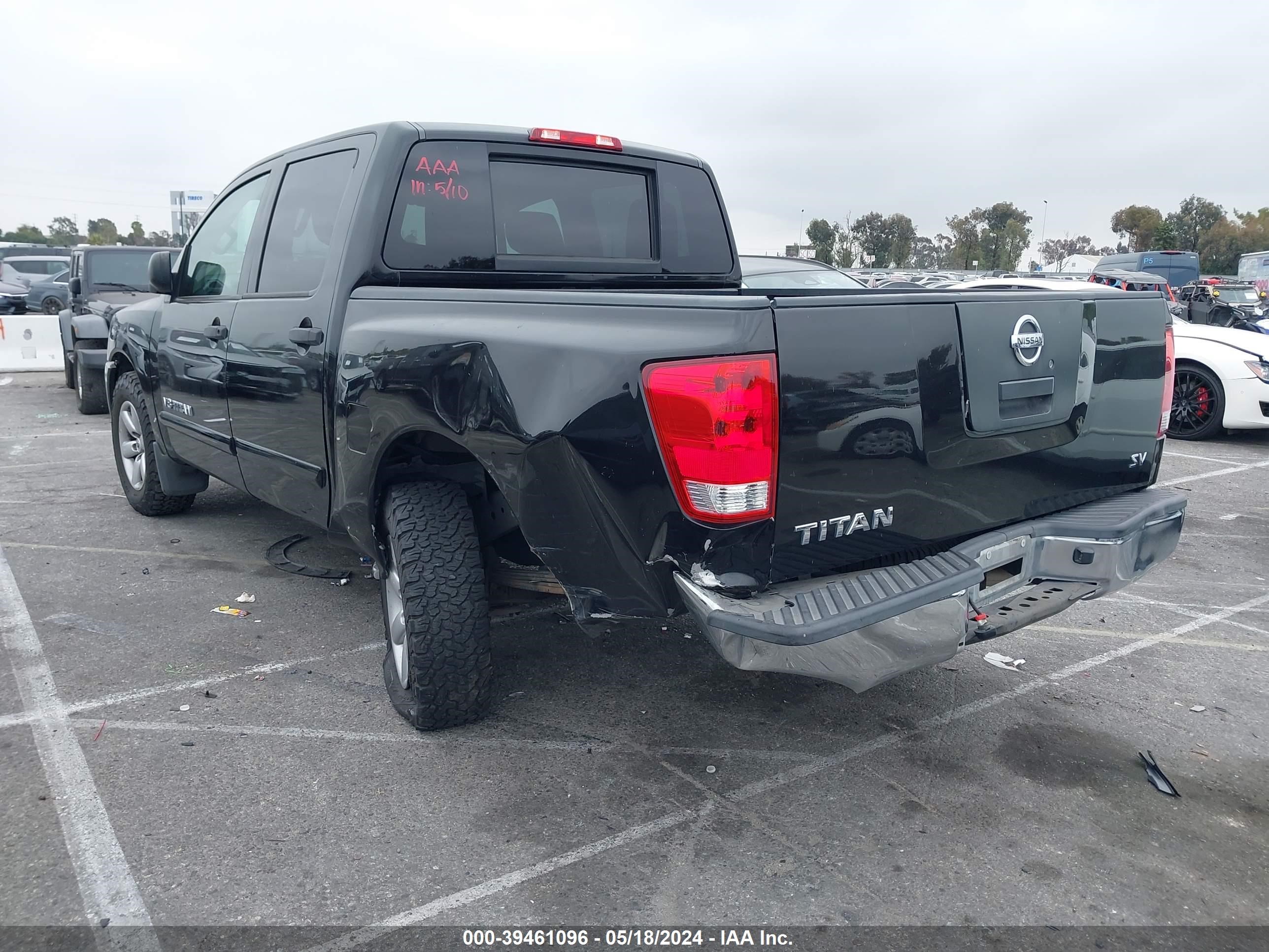 Photo 2 VIN: 1N6AA0EK1CN330956 - NISSAN TITAN 