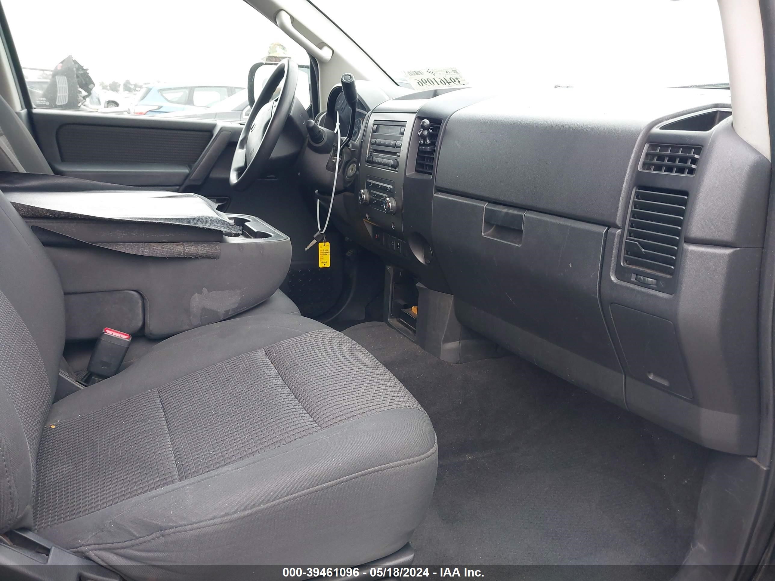 Photo 4 VIN: 1N6AA0EK1CN330956 - NISSAN TITAN 