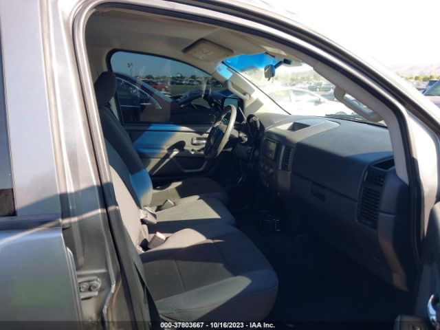 Photo 4 VIN: 1N6AA0EK3FN504207 - NISSAN TITAN 