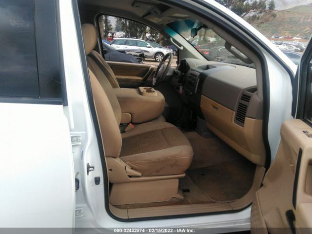 Photo 4 VIN: 1N6AA0EK4CN312225 - NISSAN TITAN 