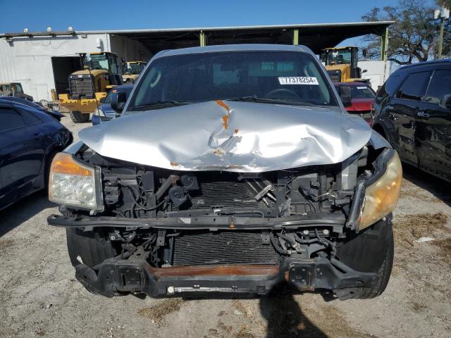 Photo 4 VIN: 1N6AA0EK9BN324725 - NISSAN TITAN 