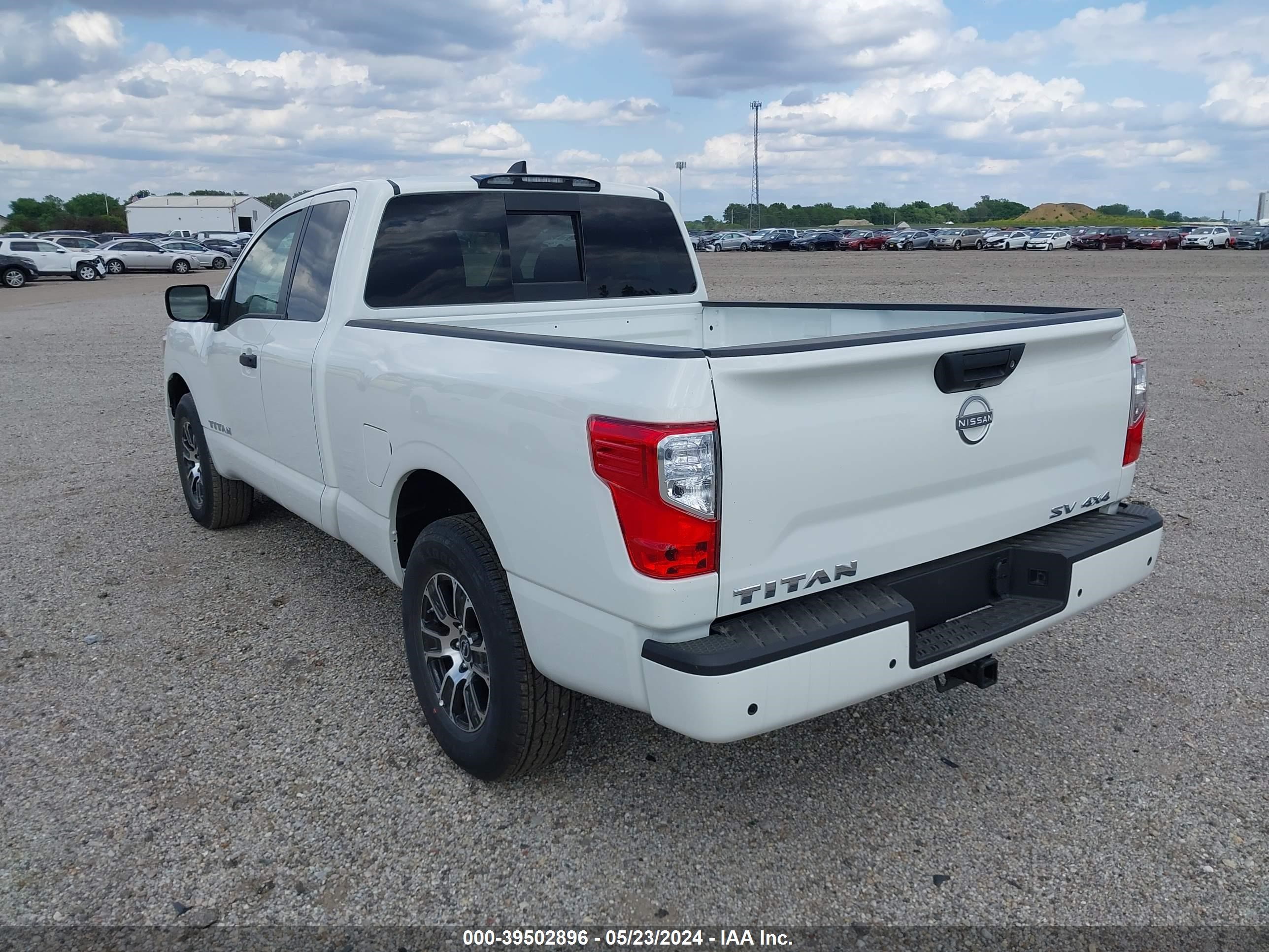 Photo 2 VIN: 1N6AA1CD9RN107096 - NISSAN TITAN 