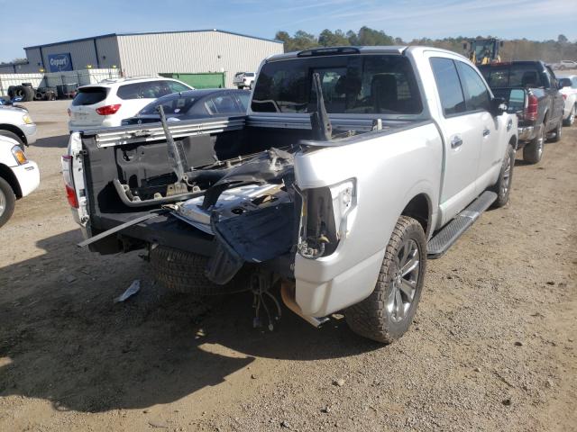 Photo 3 VIN: 1N6AA1E50HN561161 - NISSAN TITAN SV 