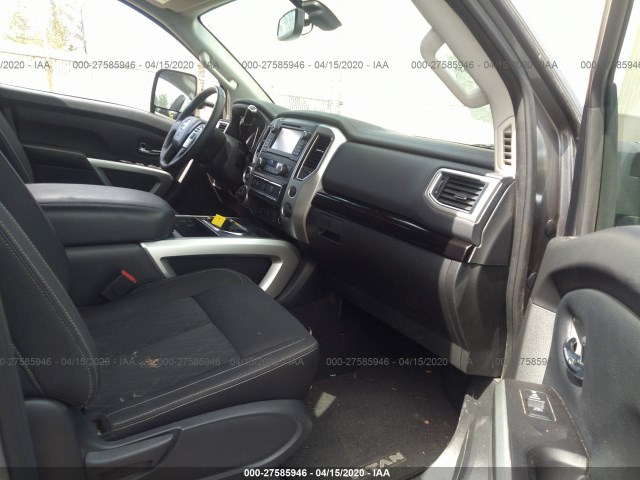 Photo 4 VIN: 1N6AA1E50JN547198 - NISSAN TITAN 