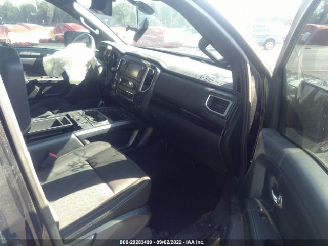 Photo 4 VIN: 1N6AA1E50KN504966 - NISSAN TITAN 