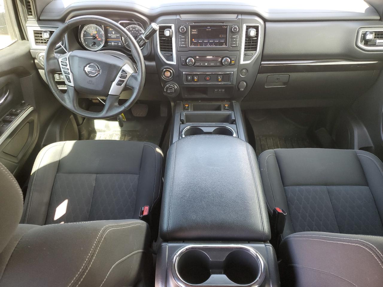 Photo 7 VIN: 1N6AA1E50KN517975 - NISSAN TITAN 