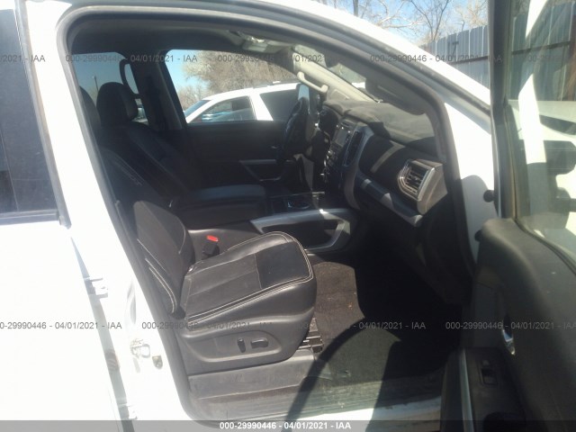 Photo 4 VIN: 1N6AA1E51JN536212 - NISSAN TITAN 