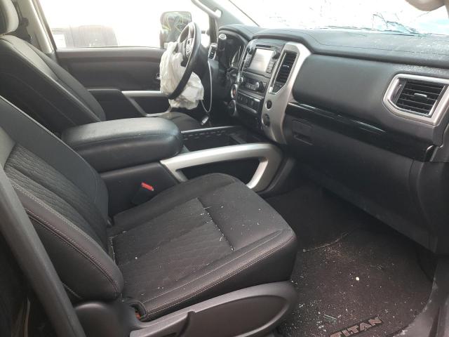 Photo 4 VIN: 1N6AA1E51JN546903 - NISSAN TITAN 