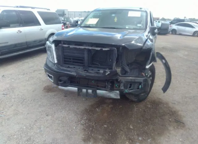 Photo 5 VIN: 1N6AA1E51KN505544 - NISSAN TITAN 