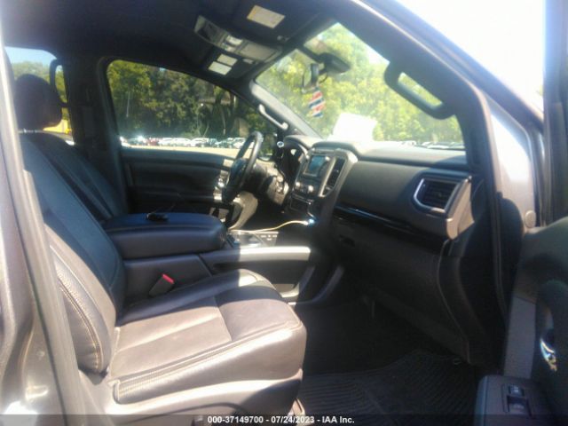 Photo 4 VIN: 1N6AA1E51KN527303 - NISSAN TITAN 