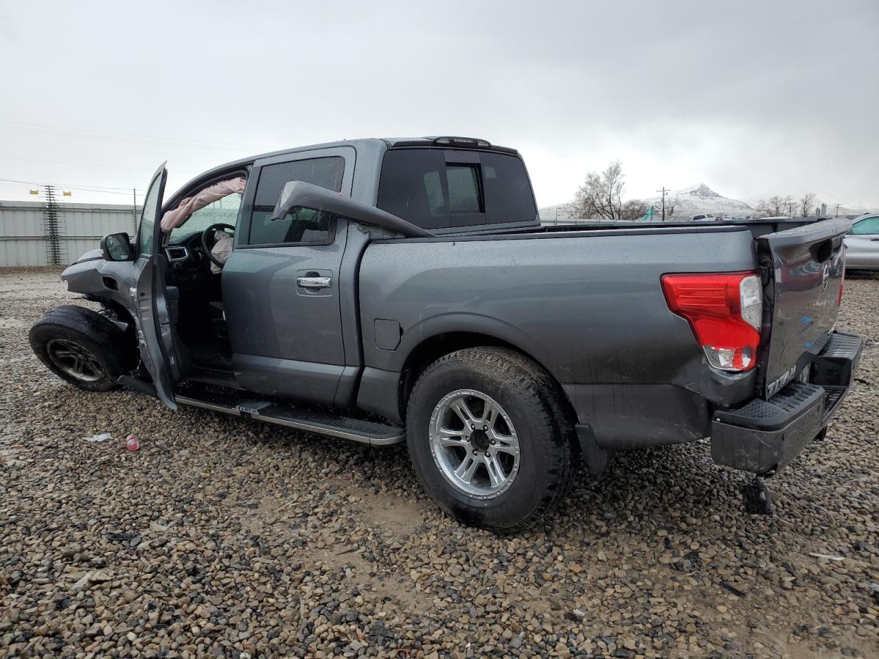 Photo 1 VIN: 1N6AA1E52HN566443 - NISSAN TITAN 