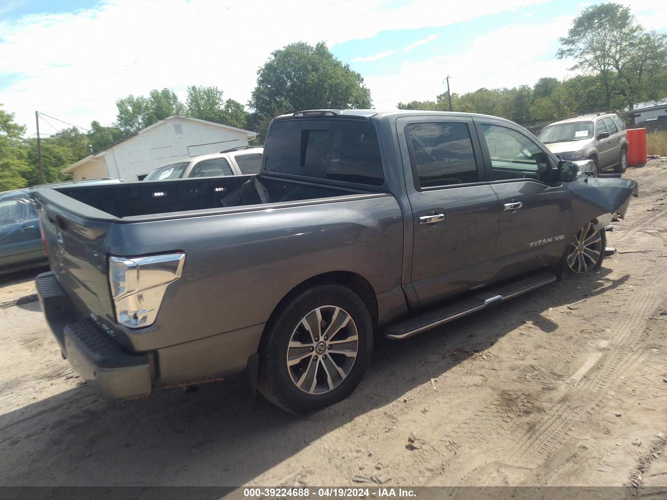 Photo 3 VIN: 1N6AA1E52KN504144 - NISSAN TITAN 