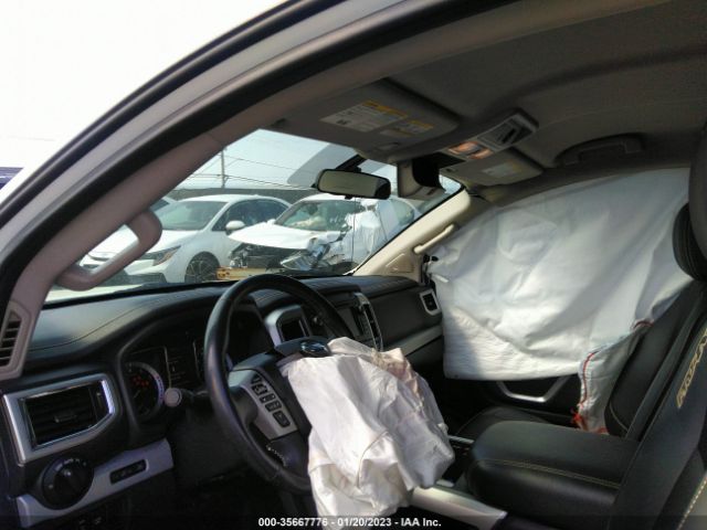 Photo 4 VIN: 1N6AA1E52KN518271 - NISSAN TITAN 