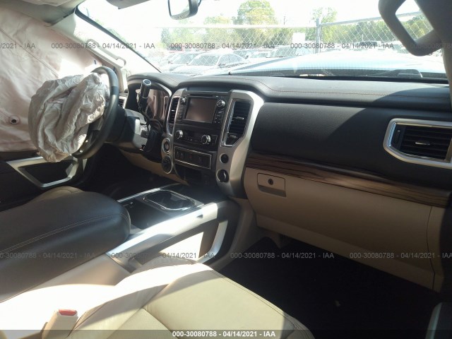 Photo 4 VIN: 1N6AA1E53HN535931 - NISSAN TITAN 