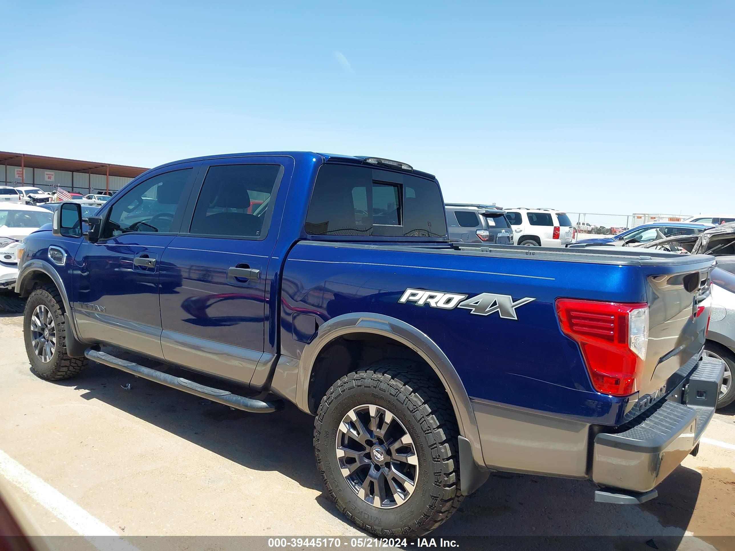 Photo 14 VIN: 1N6AA1E53HN559243 - NISSAN TITAN 