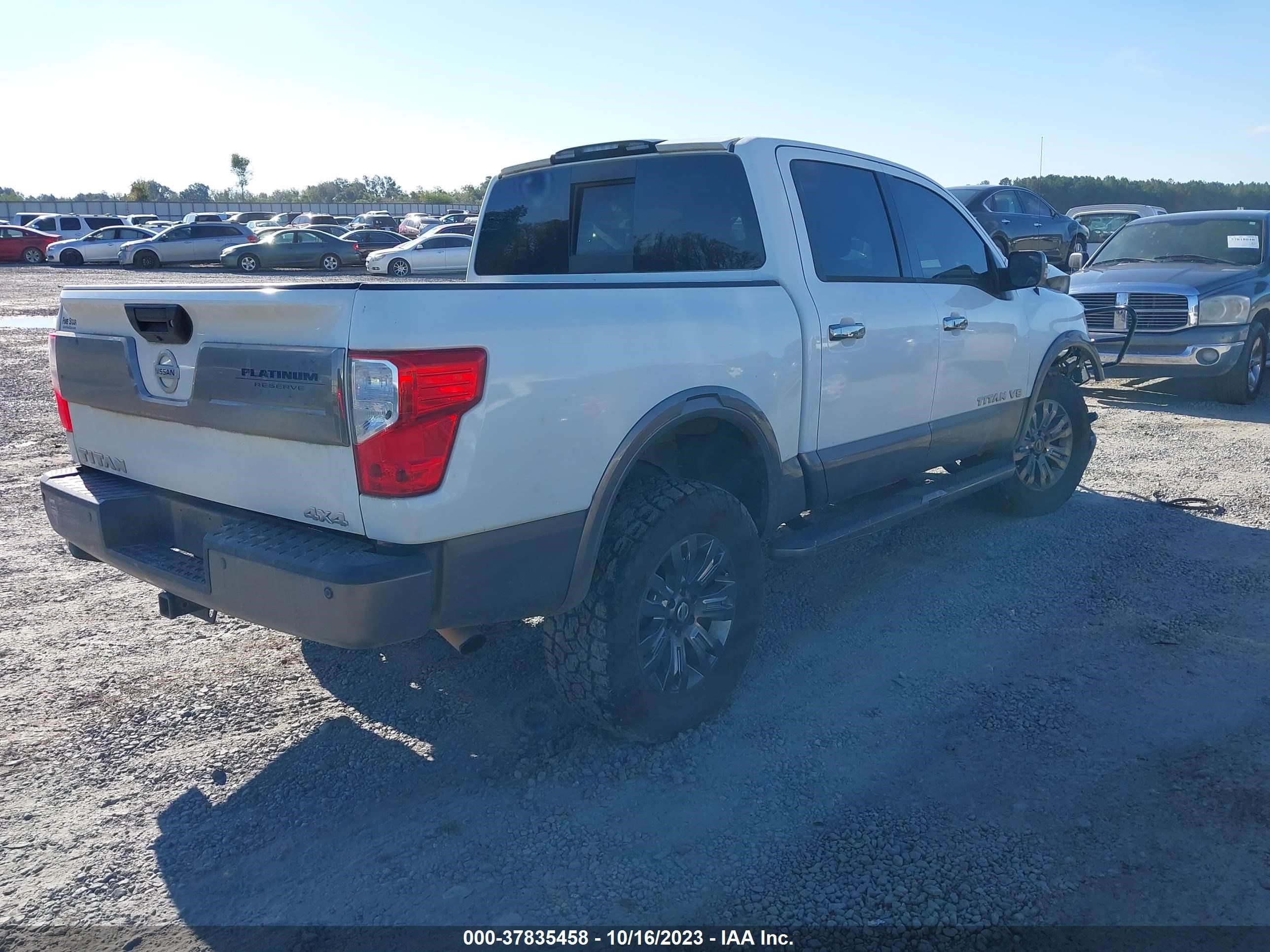 Photo 3 VIN: 1N6AA1E53KN524290 - NISSAN TITAN 