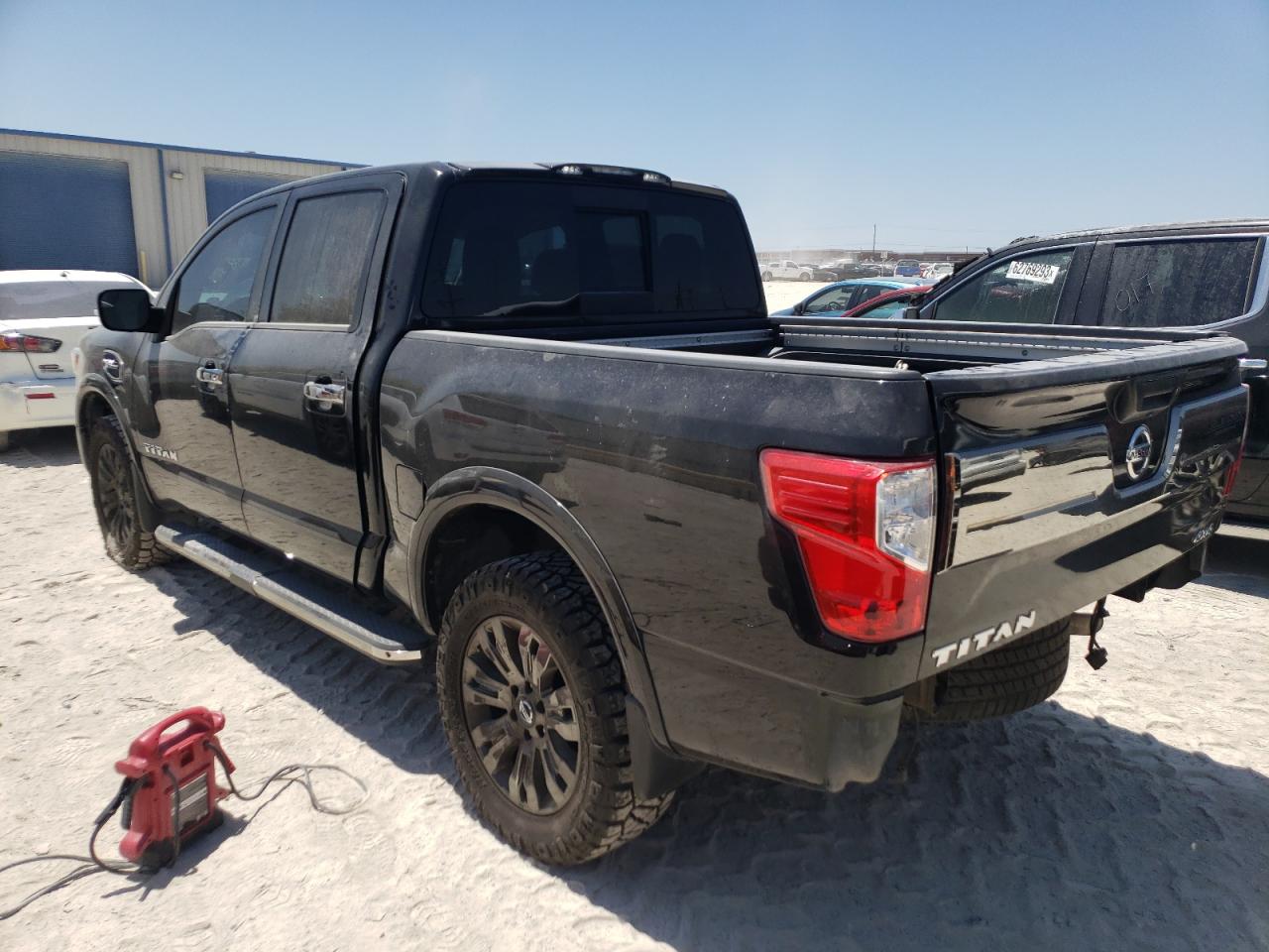 Photo 1 VIN: 1N6AA1E54HN571613 - NISSAN TITAN 