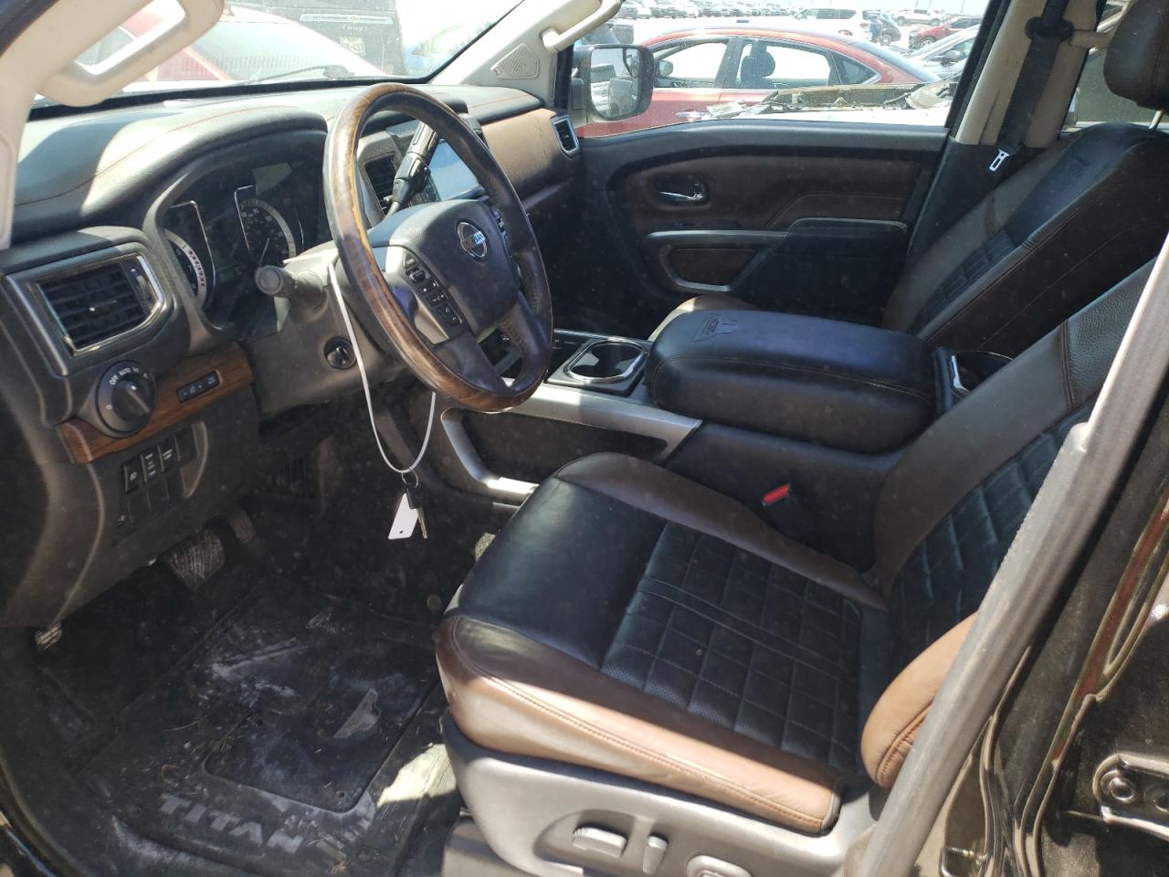 Photo 6 VIN: 1N6AA1E54HN571613 - NISSAN TITAN 