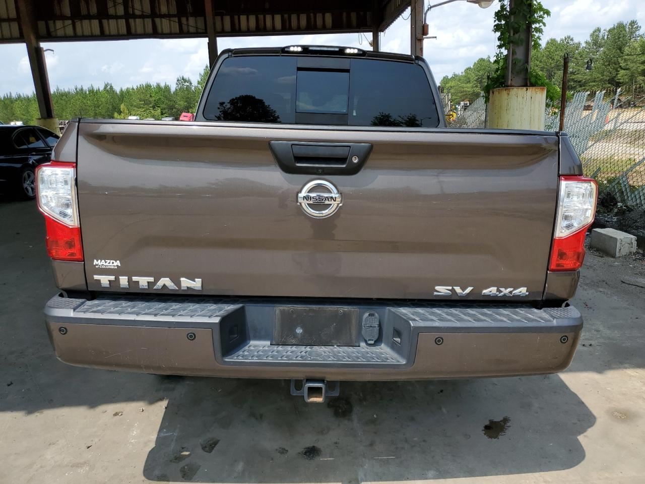 Photo 5 VIN: 1N6AA1E54JN523390 - NISSAN TITAN 