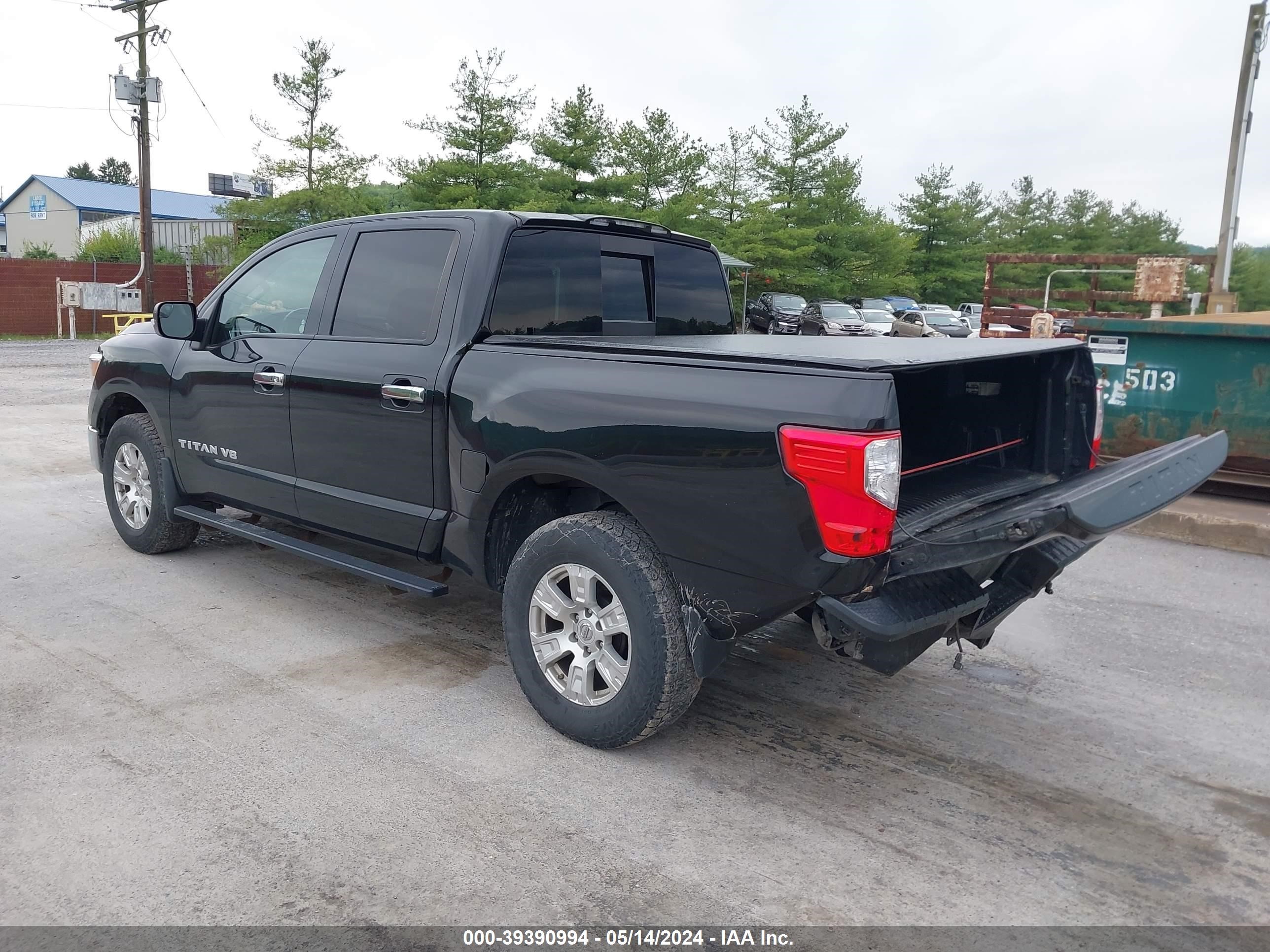 Photo 2 VIN: 1N6AA1E54JN530341 - NISSAN TITAN 