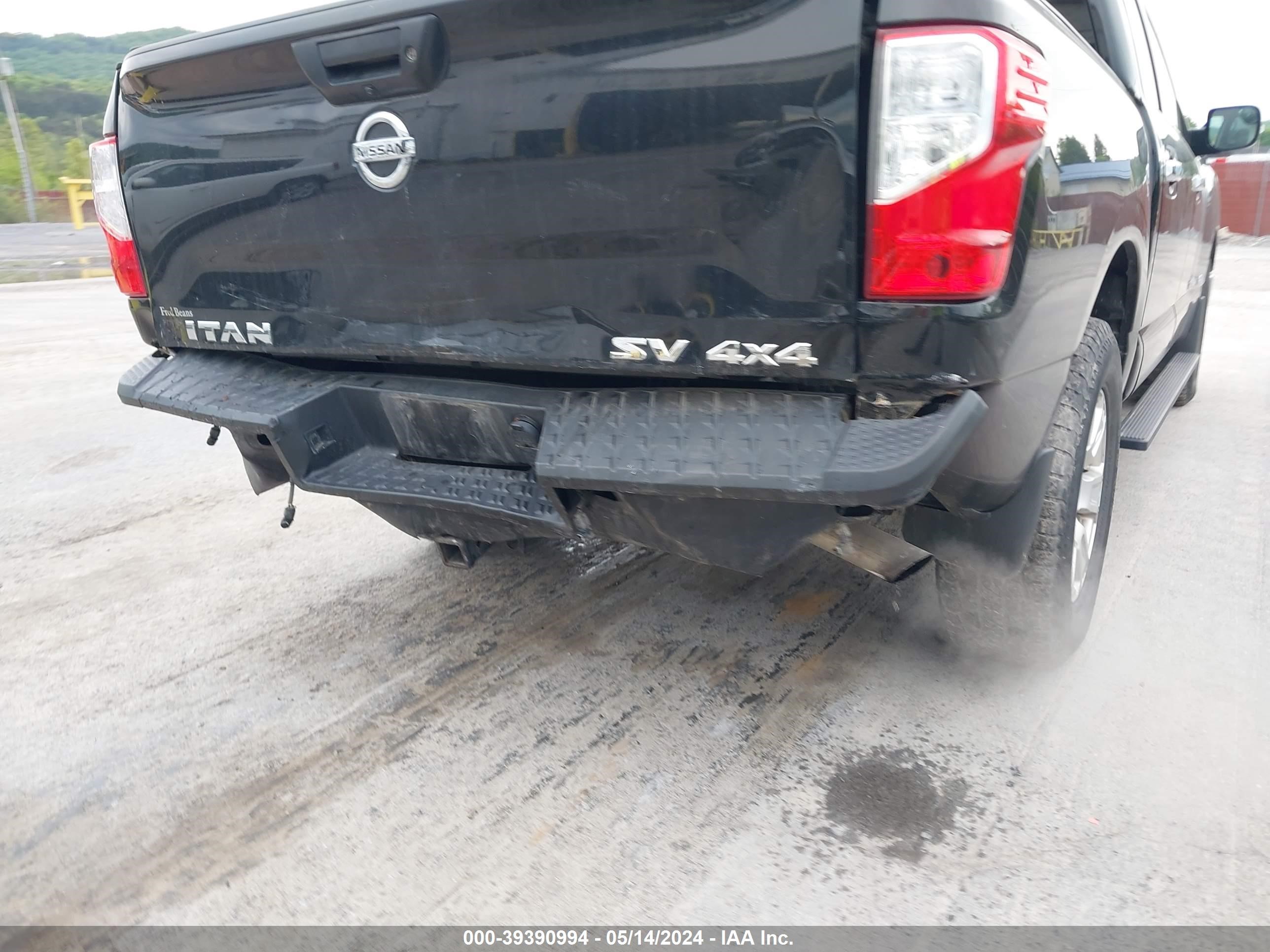 Photo 20 VIN: 1N6AA1E54JN530341 - NISSAN TITAN 