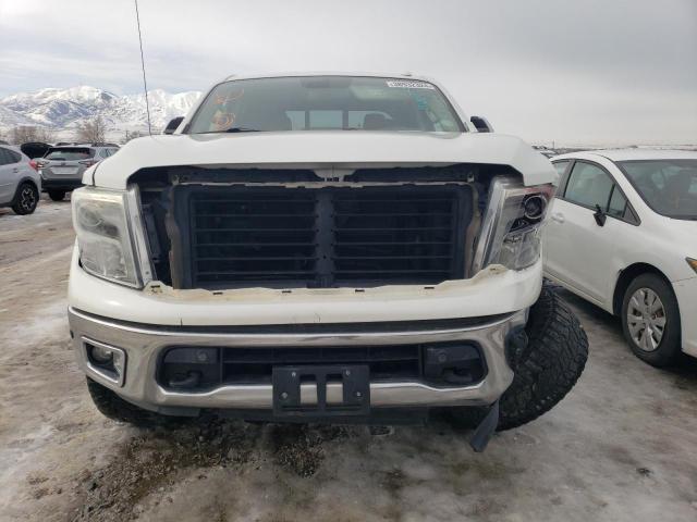 Photo 4 VIN: 1N6AA1E55HN537857 - NISSAN TITAN 