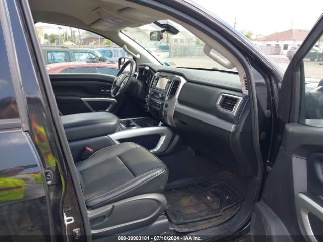 Photo 4 VIN: 1N6AA1E55HN538328 - NISSAN TITAN 