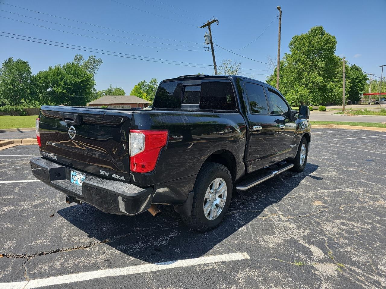 Photo 3 VIN: 1N6AA1E55HN551385 - NISSAN TITAN 