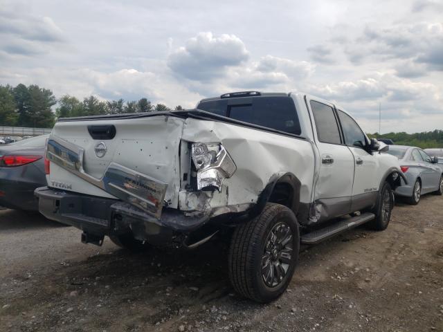 Photo 3 VIN: 1N6AA1E55JN517856 - NISSAN TITAN SV 