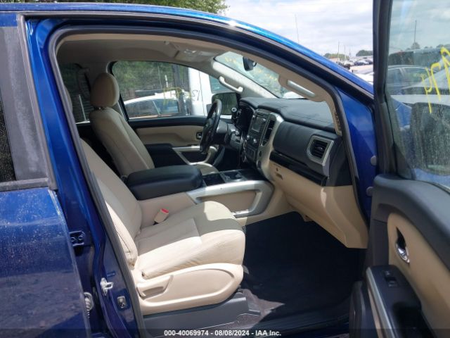 Photo 4 VIN: 1N6AA1E56HN503586 - NISSAN TITAN 