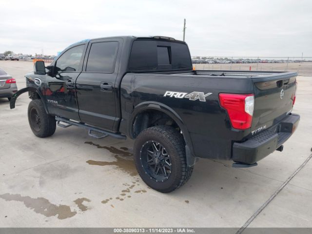 Photo 2 VIN: 1N6AA1E56HN552576 - NISSAN TITAN 