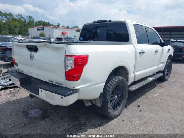 Photo 3 VIN: 1N6AA1E56HN571077 - NISSAN TITAN 