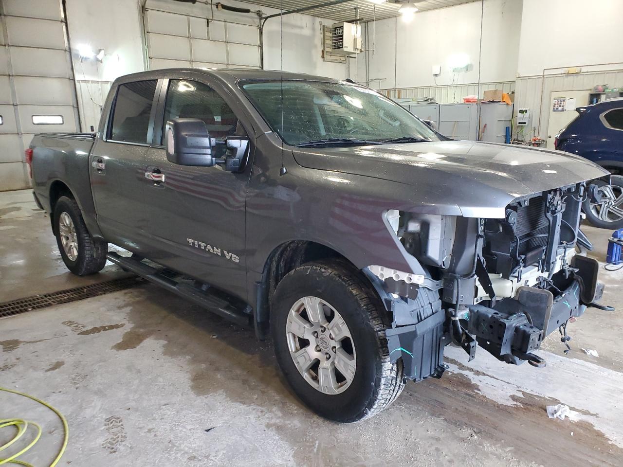 Photo 3 VIN: 1N6AA1E56KN523456 - NISSAN TITAN 