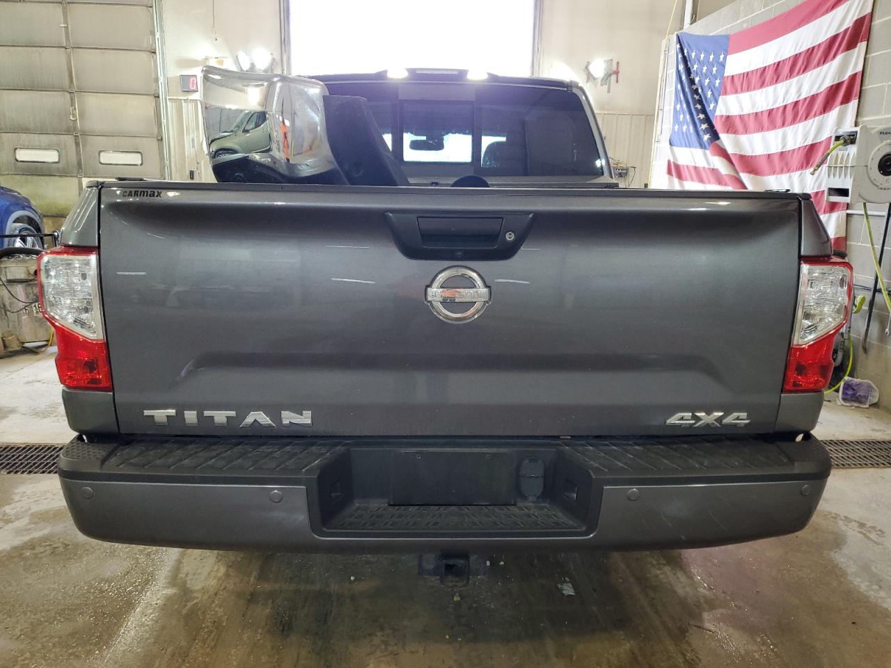 Photo 5 VIN: 1N6AA1E56KN523456 - NISSAN TITAN 