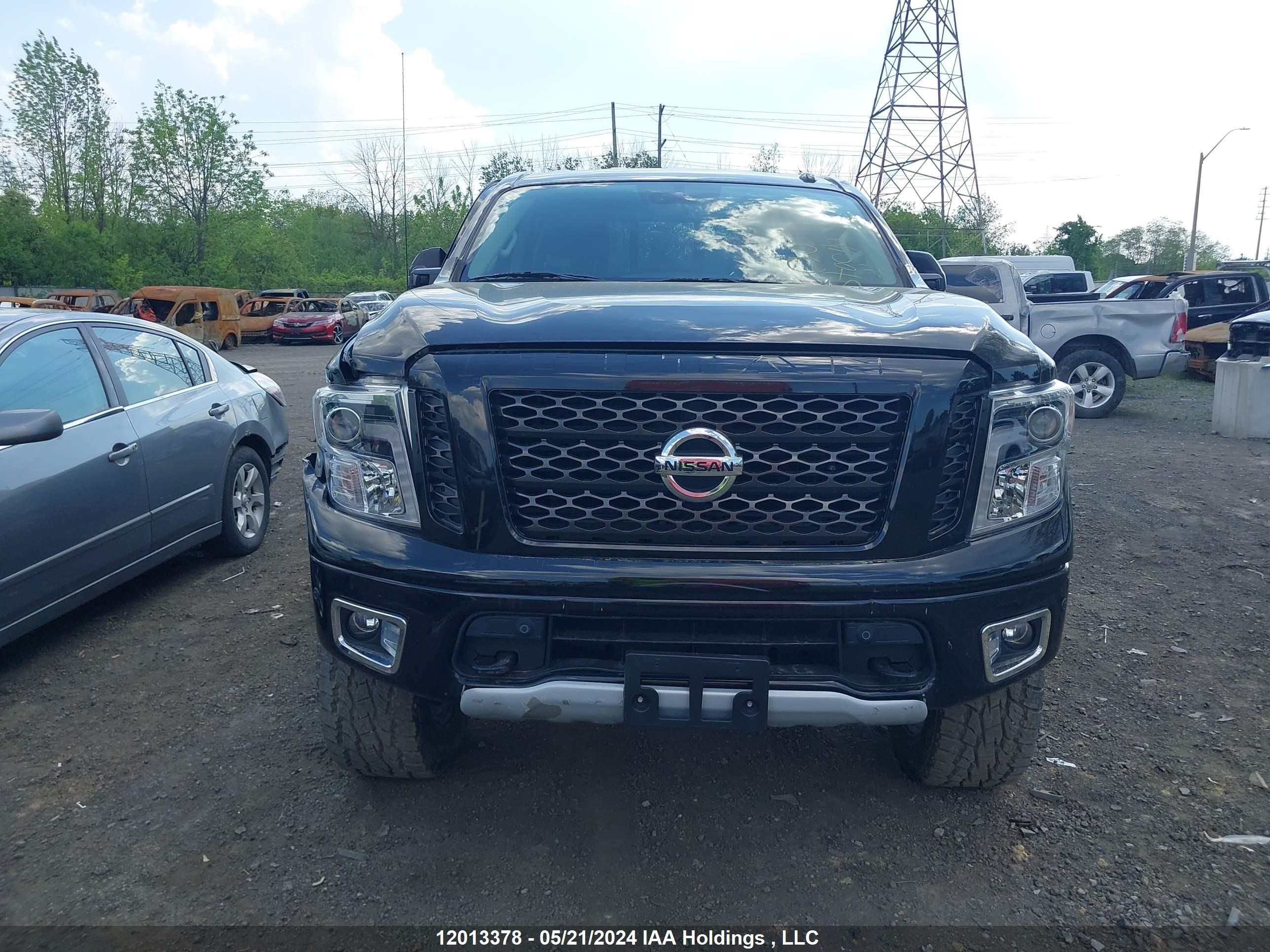 Photo 12 VIN: 1N6AA1E56KN526552 - NISSAN TITAN 