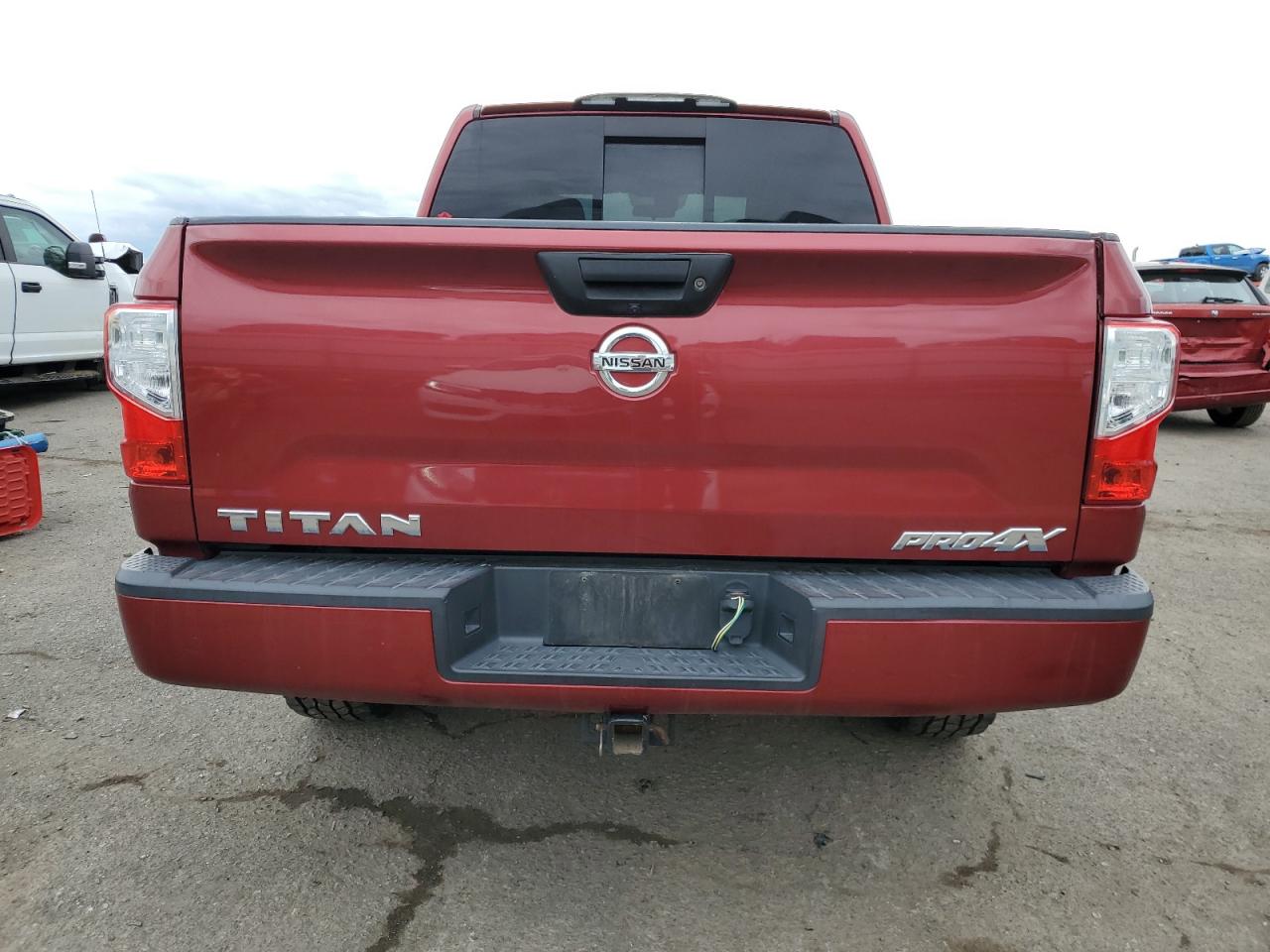 Photo 5 VIN: 1N6AA1E57HN500714 - NISSAN TITAN 