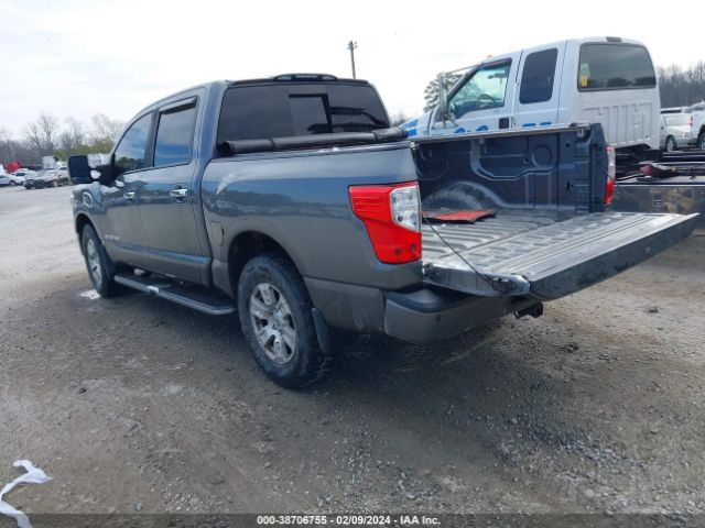 Photo 2 VIN: 1N6AA1E57HN516928 - NISSAN TITAN 