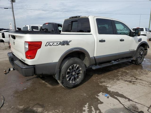 Photo 2 VIN: 1N6AA1E57HN569211 - NISSAN TITAN 