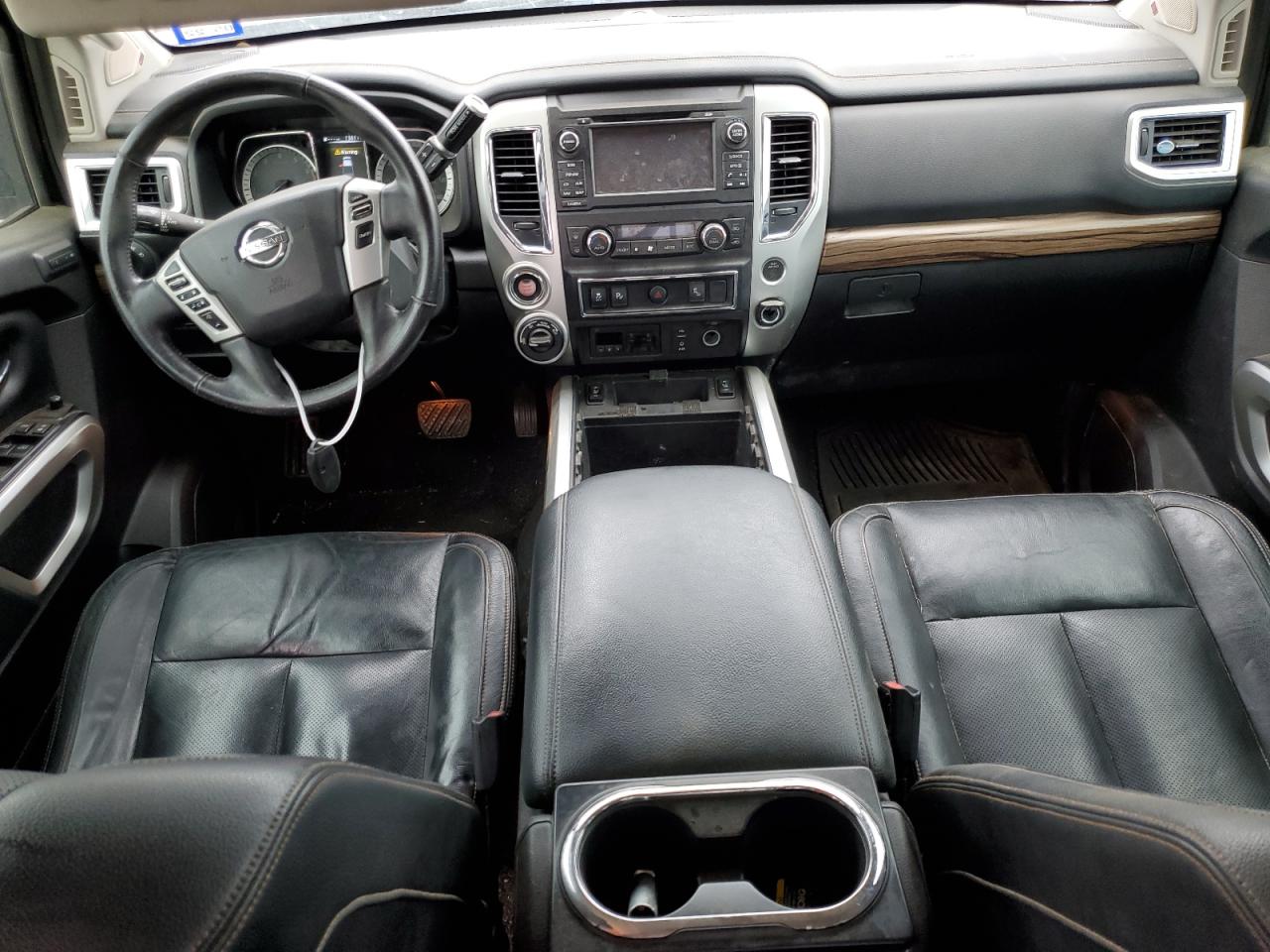 Photo 7 VIN: 1N6AA1E58JN537504 - NISSAN TITAN 