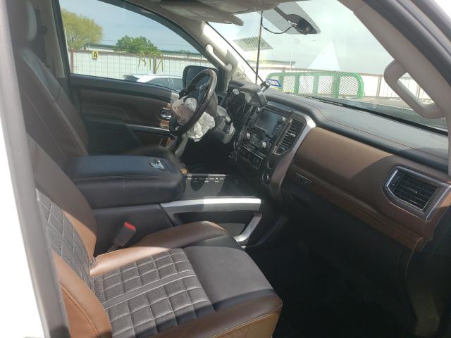 Photo 4 VIN: 1N6AA1E58KN501586 - NISSAN TITAN 