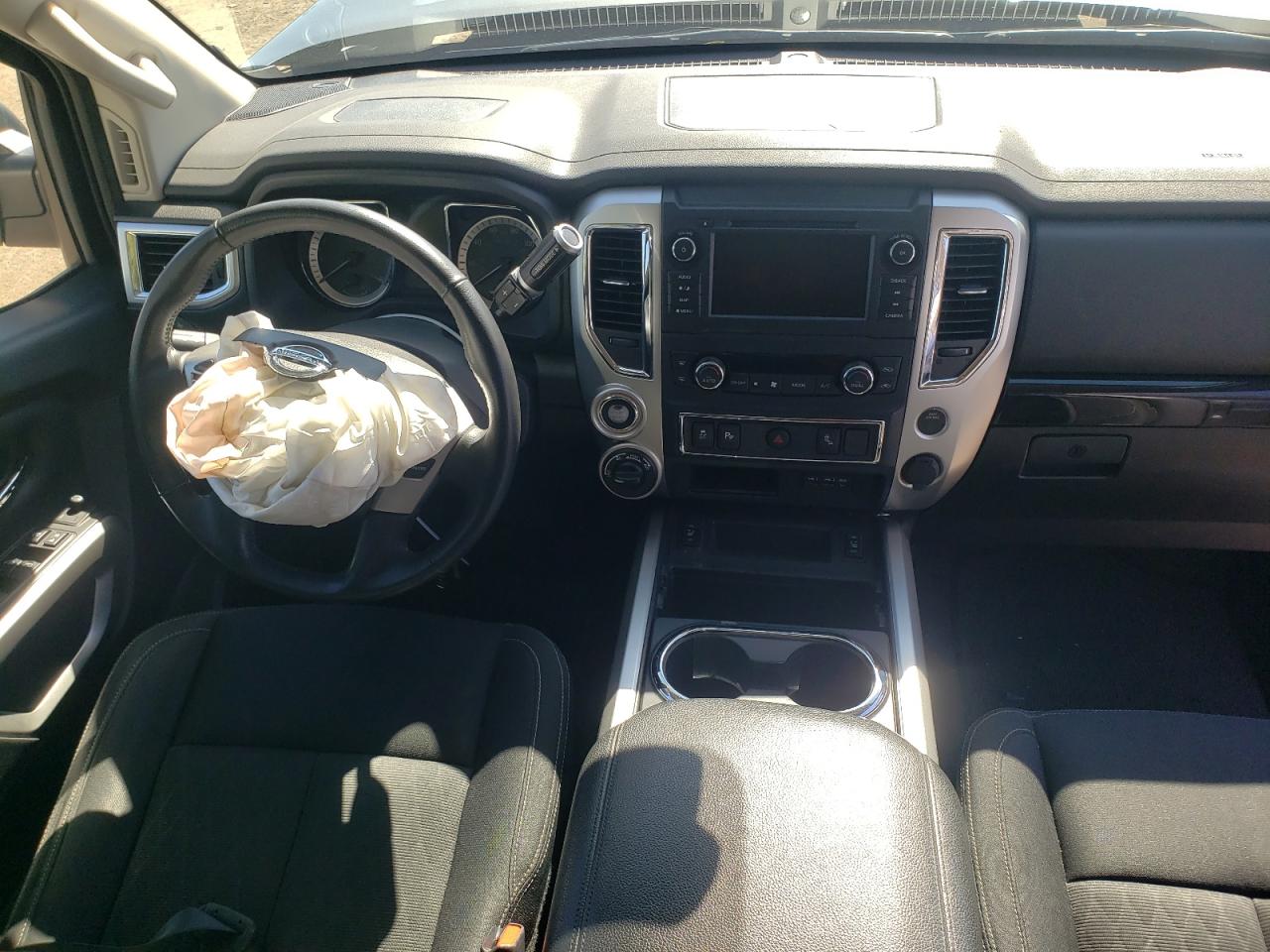 Photo 7 VIN: 1N6AA1E58KN511762 - NISSAN TITAN 