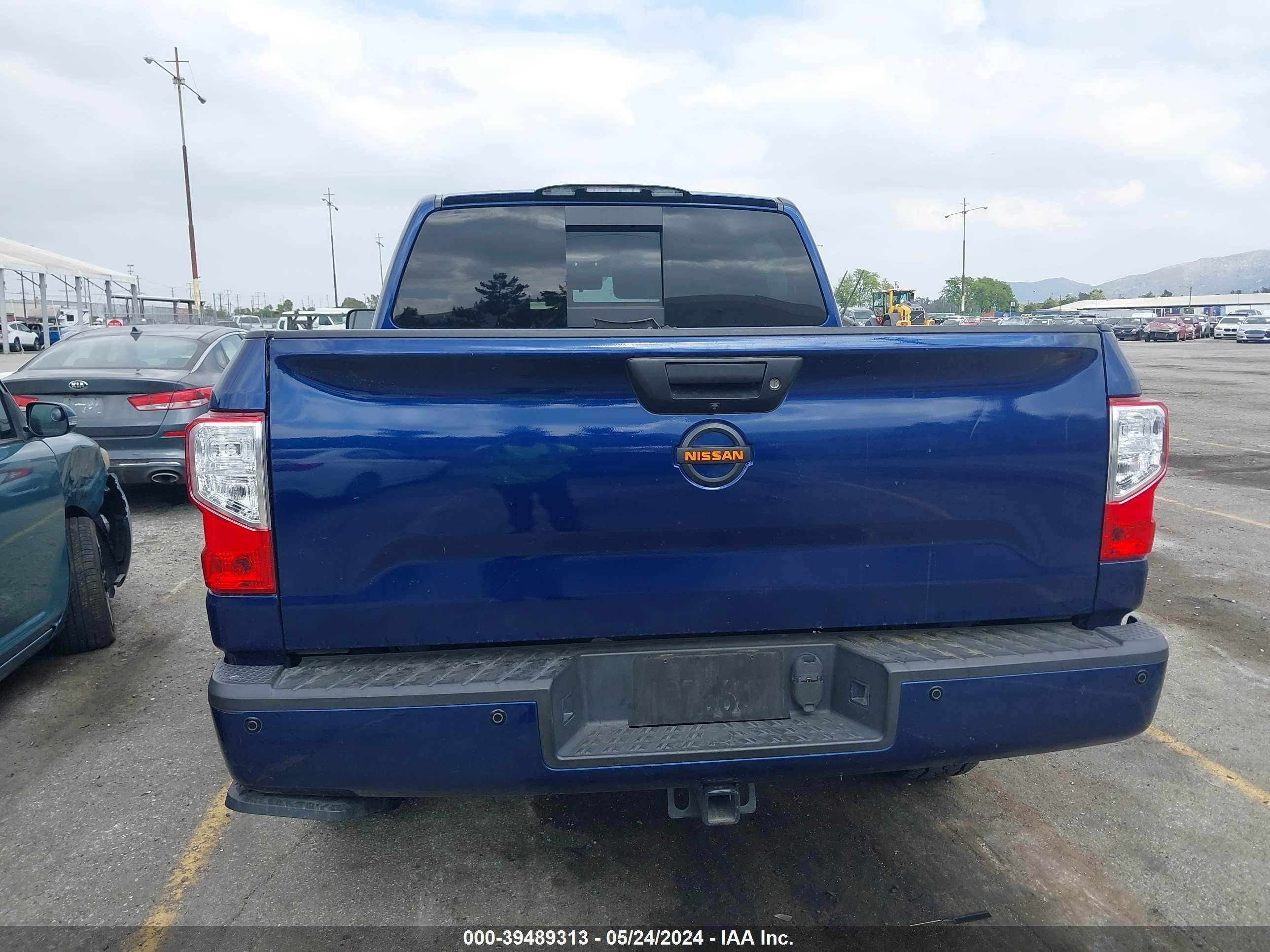 Photo 14 VIN: 1N6AA1E59HN545461 - NISSAN TITAN 